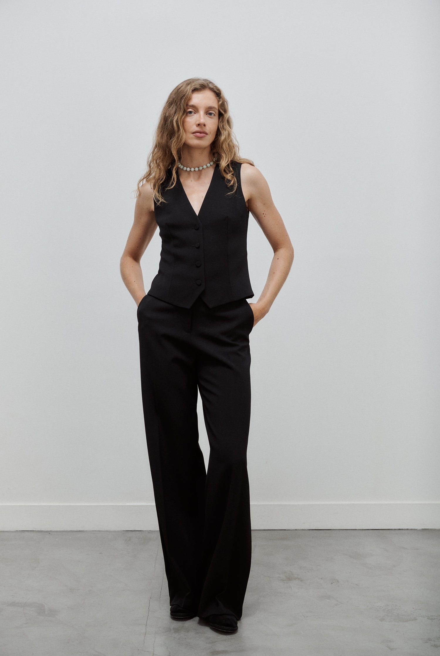 gilet veston de tailleur femme gabardine de laine noire Made in France par Facettes Studio