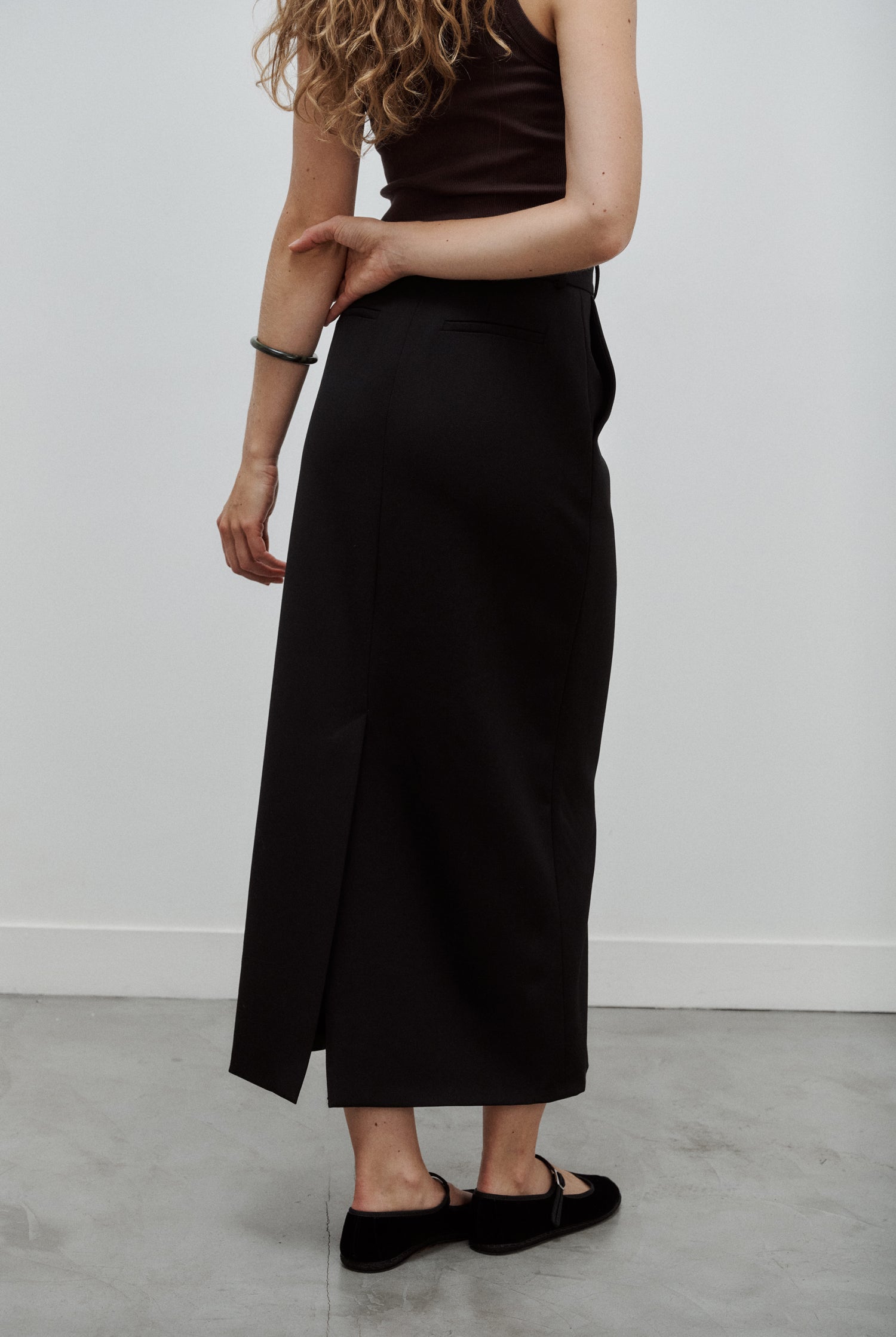jupe longue tailleur en gabardine de laine noire Made in France par Facettes Studio