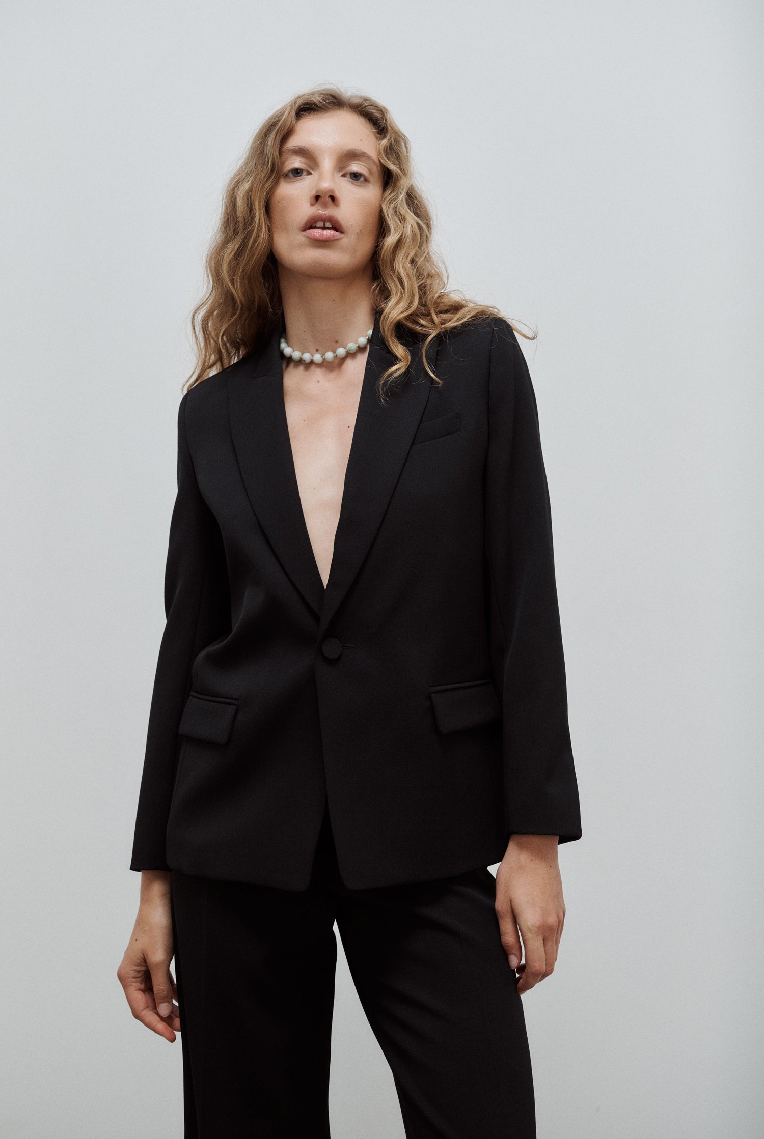 veste blazer Lauren Gabardine noire made in France par Facettes Studio