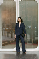 tailleur femme en laine bleu marine Made in France par Facettes Studio