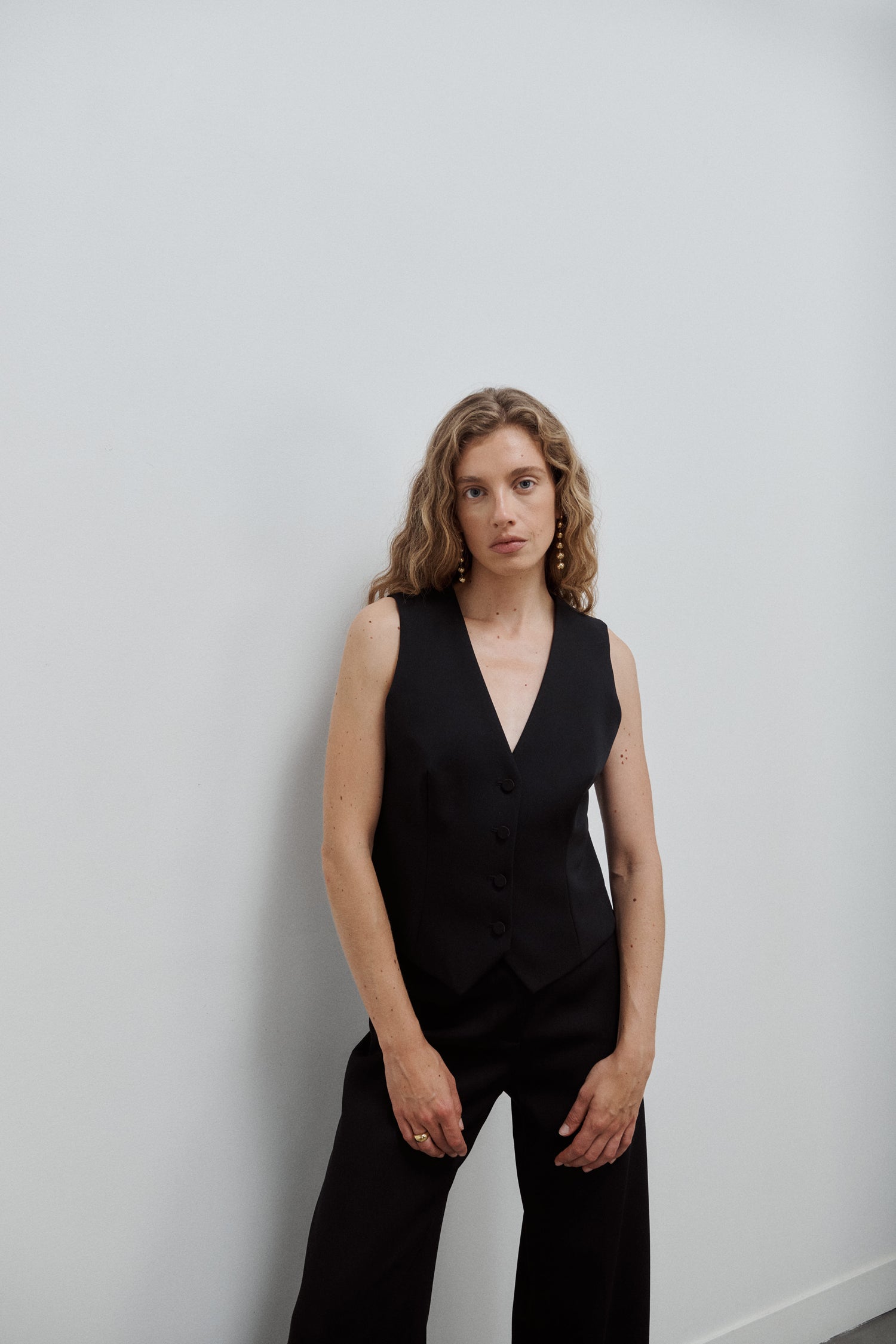 gilet de costume femme grain de poudre noir Made in France par Facettes Studio