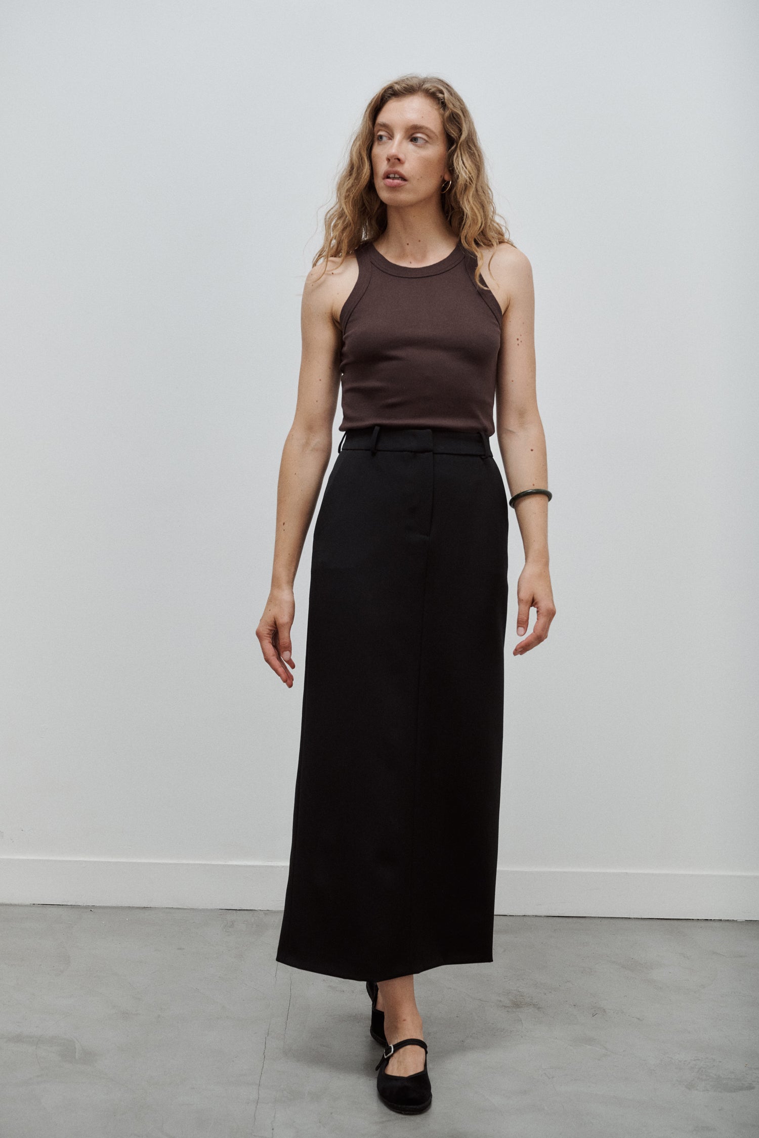 jupe longue tailleur en gabardine de laine noire Made in France par Facettes Studio