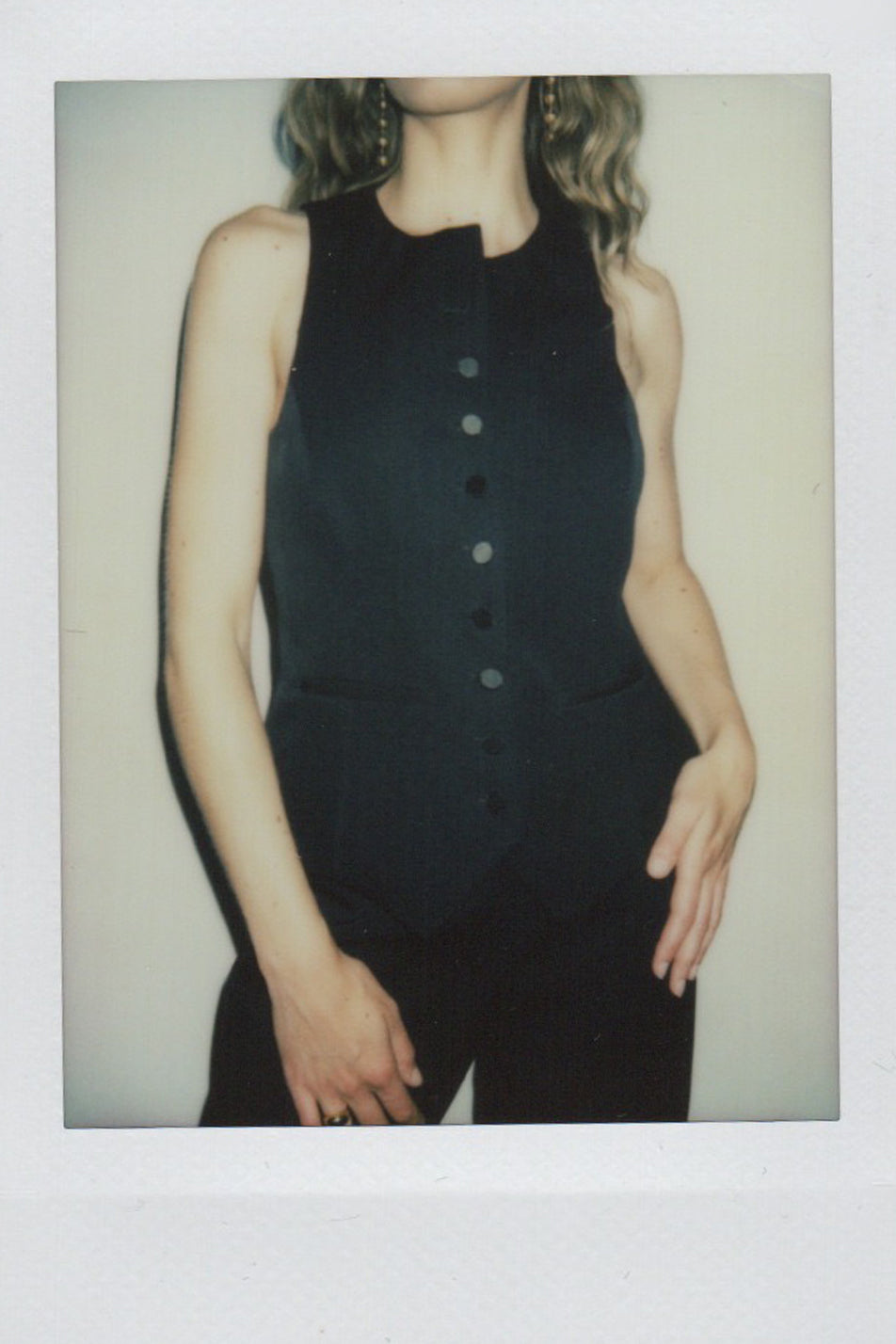 polaroid gilet Monica noir - Facettes Studio