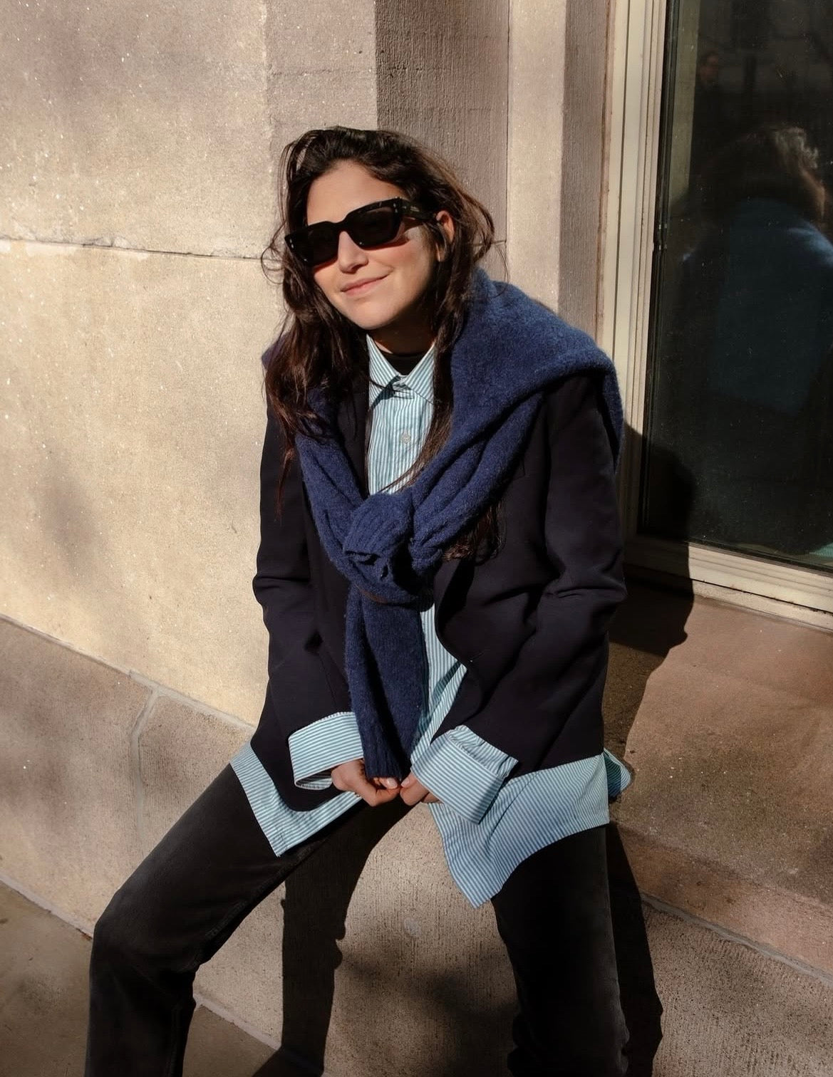 Femmes Facettes Schanel Bakkouche portant la veste Lauren